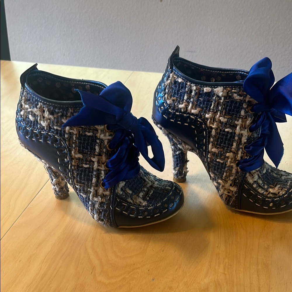 Elegant Blue Tweed Ankle Boots
